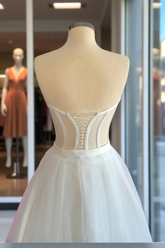 Transparan Basamak Yaka Maxi Boy Hazır Boş Tül Abiye ve Nikah Elbisesi - 7